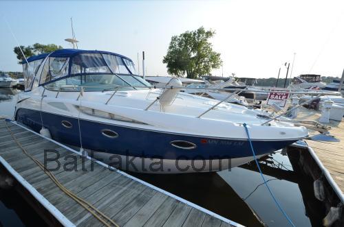 Bayliner 320 Cruiser recensioner och tekniska specifikationer